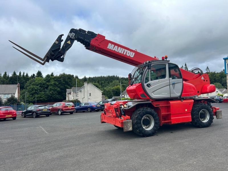 Manitou MRT2550 Roto c/w Basket