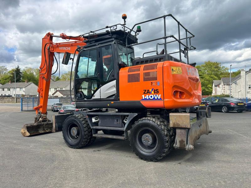 Hitachi ZX140W-6