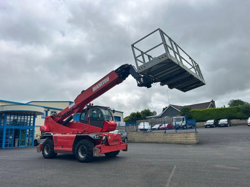 Manitou MRT2550 Roto c/w Basket