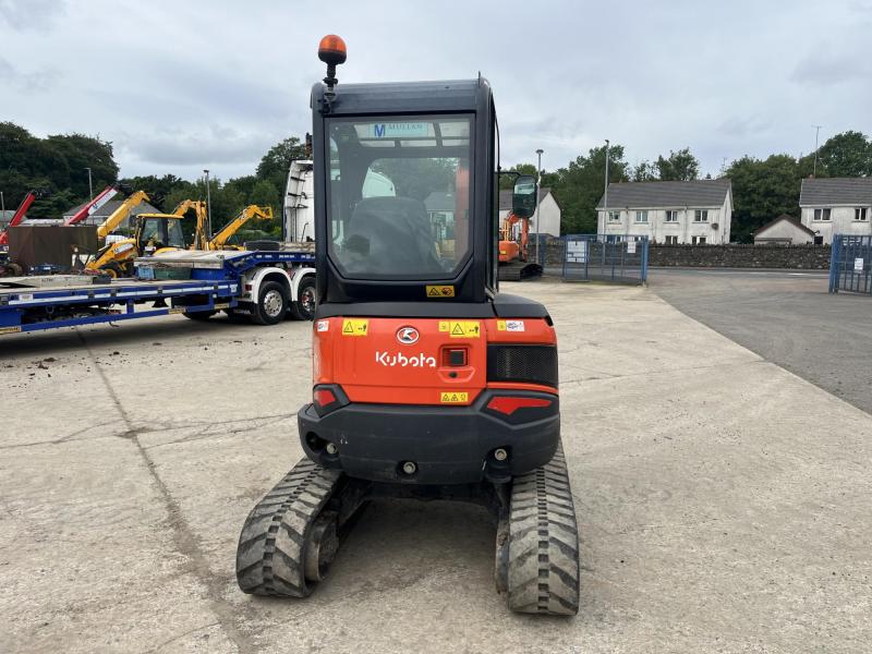 Kubota U27-4