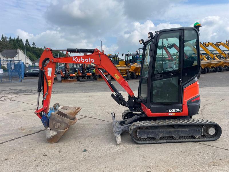 Kubota U27-4