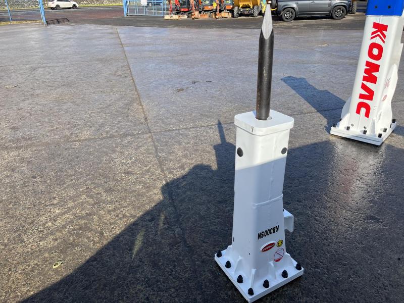 Komac KB300SN ( 5 Tonne )