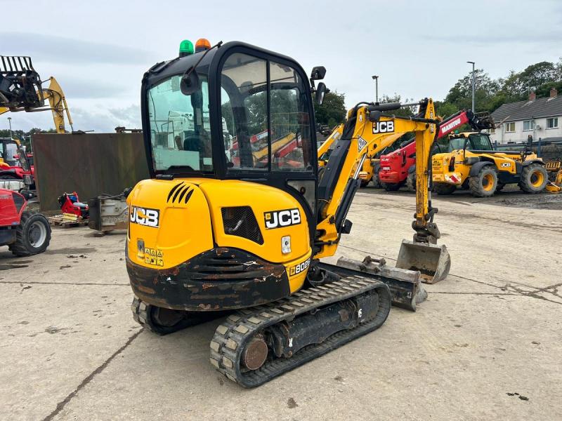 JCB 8026 CTS