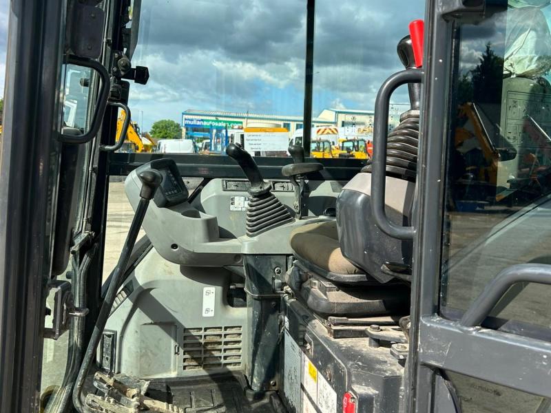 Komatsu PC30 SALE AGREED