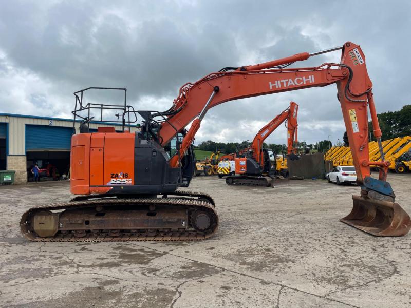 Hitachi ZX225 USLC-6