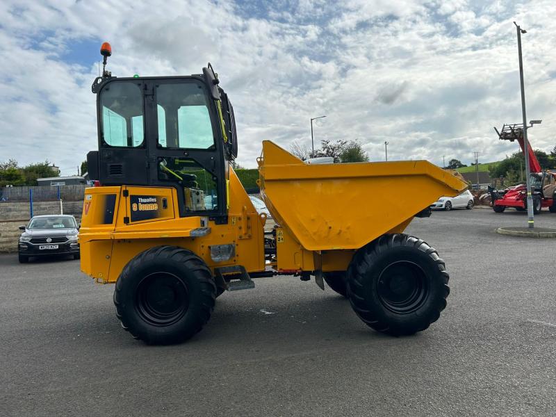 Thwaites 9 Tonne Cabbed Air Con