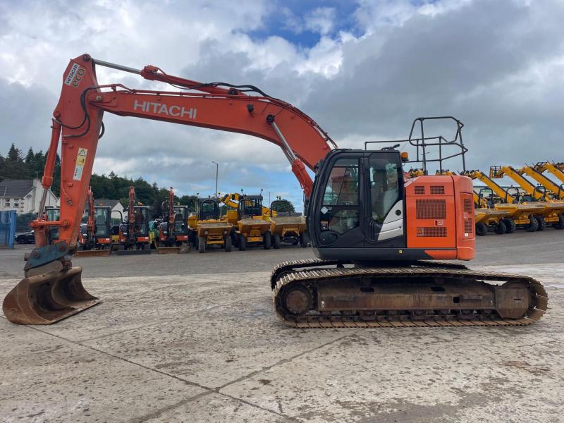Hitachi ZX225 USLC-6