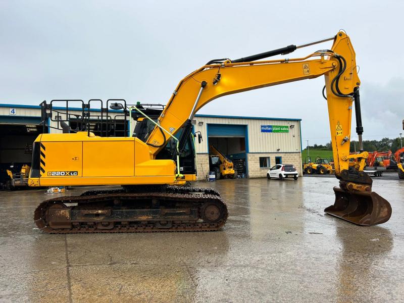 JCB 220X