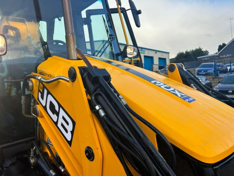 JCB 3CX Easy Control / Big Engine / AC