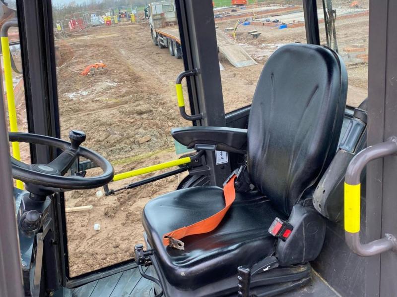 Mecalac 9 Tonne Cabbed