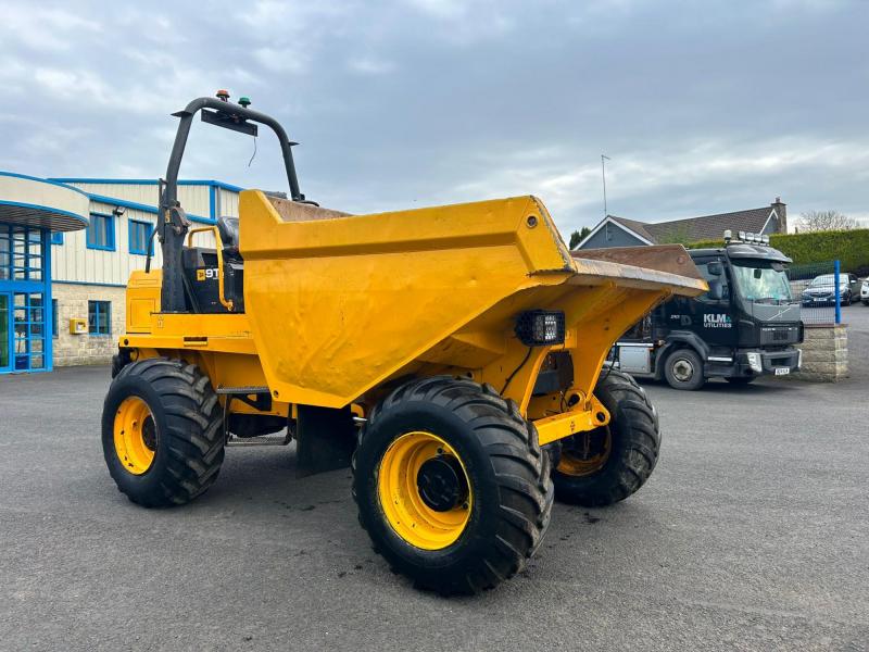 JCB 9 Tonne