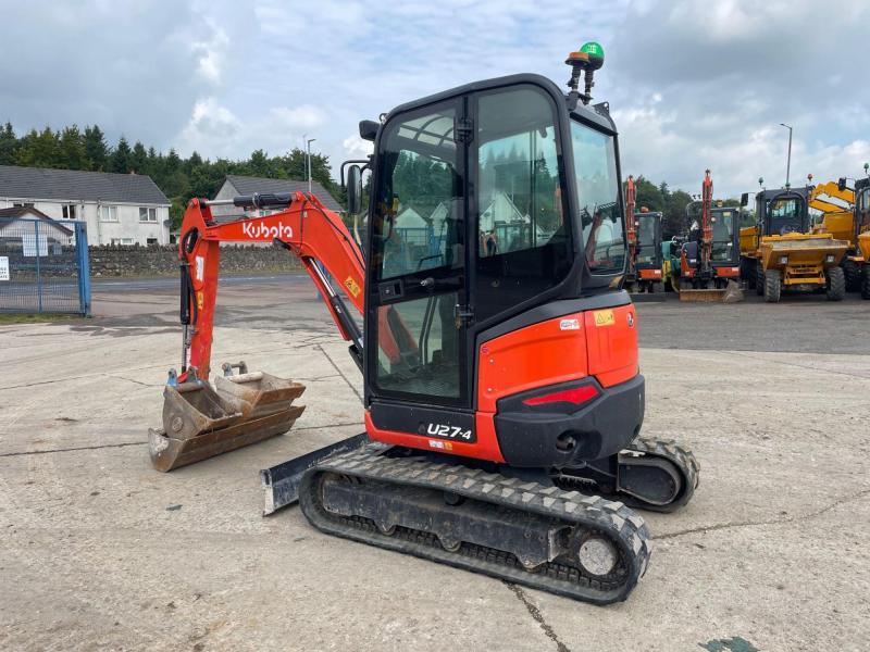 Kubota U27-4