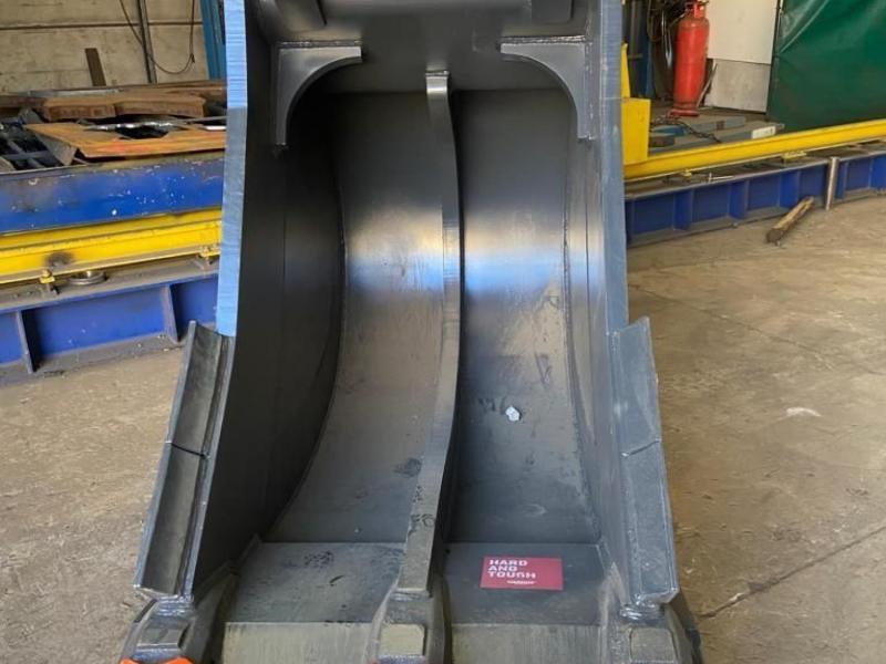 Euro-Fab Hardox 450 Ripper / Trench bucket