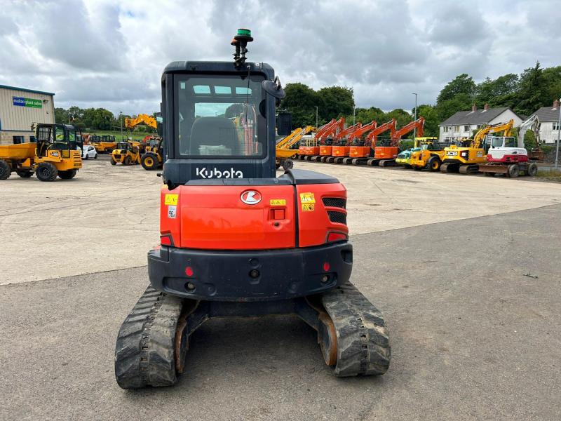 Kubota U48-4