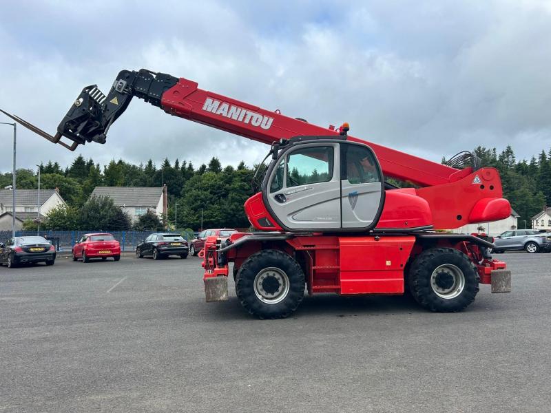 Manitou MRT2550 Roto c/w Basket