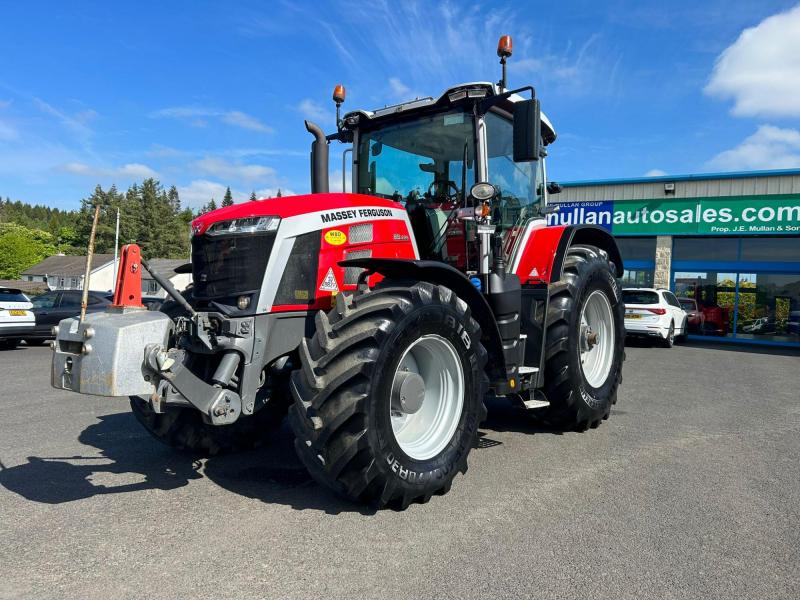 Massey Ferguson 8S.225