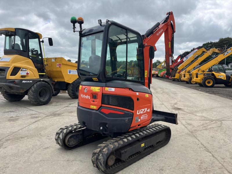 Kubota U27-4