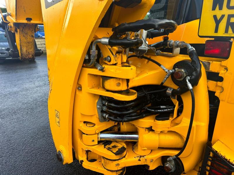 JCB 3CX Easy Control / Big Engine / AC