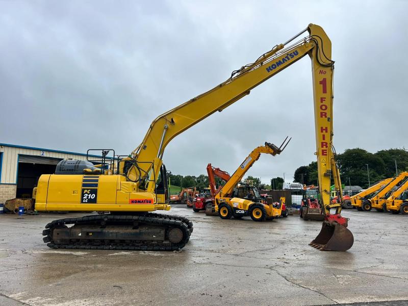 Komatsu PC210LC-11 Long Reach