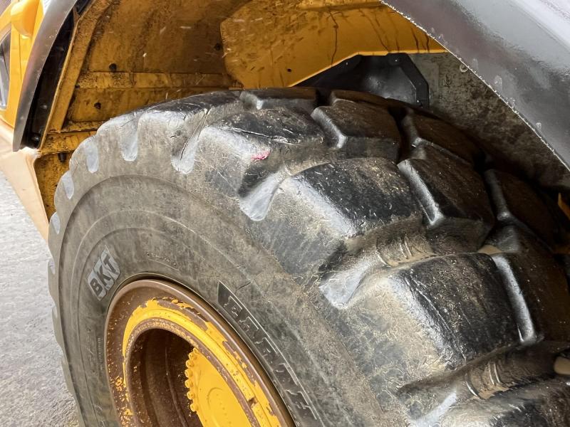 Volvo A30G ( Tail Door )