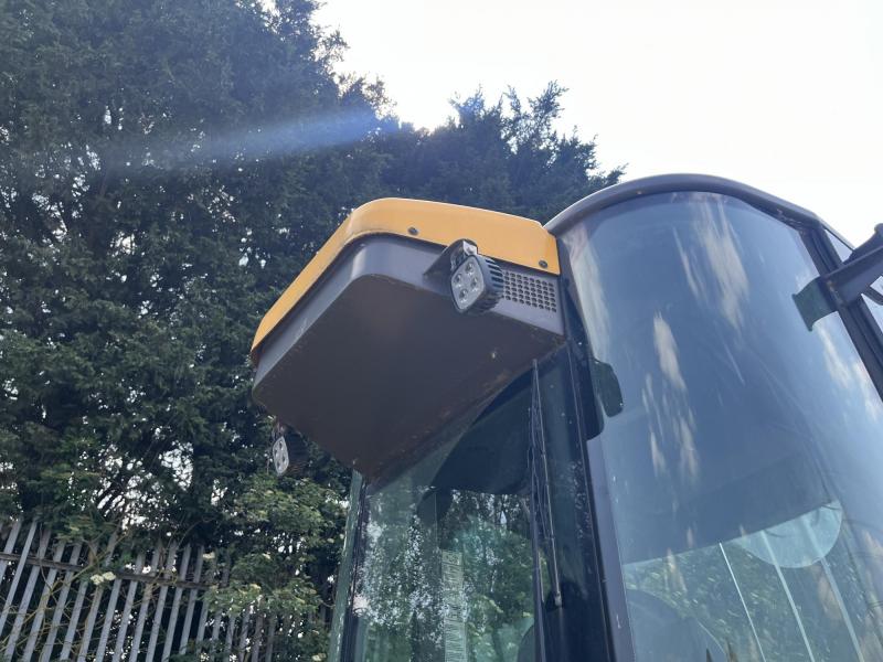 Mecalac 6 Tonne Swivel Cabbed