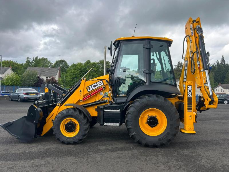 JCB 3CX Easy Control / Big Engine / AC