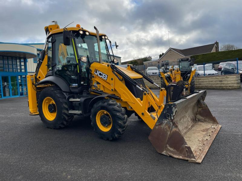 JCB 3CX Air Con / 68kW