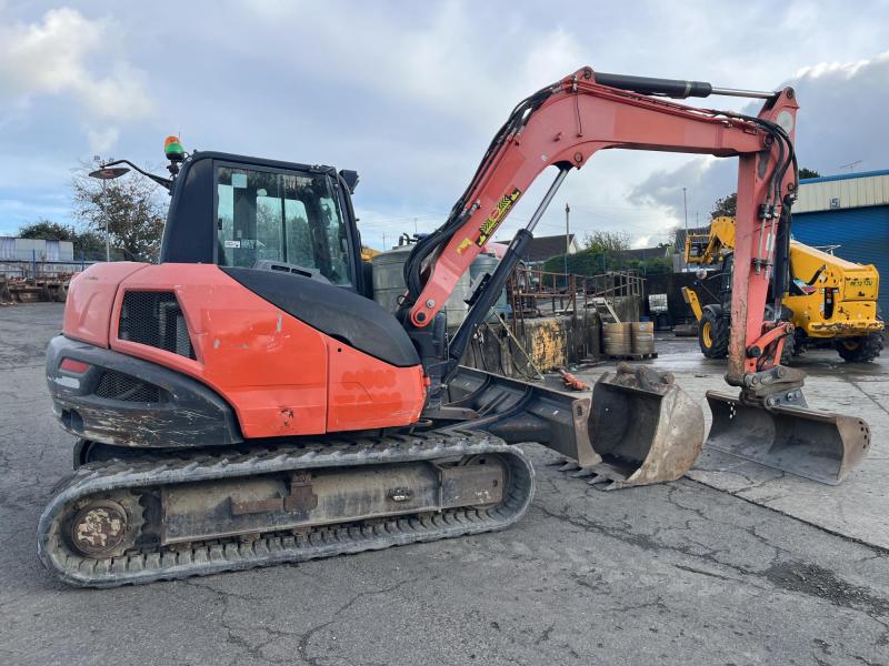 Kubota KX080