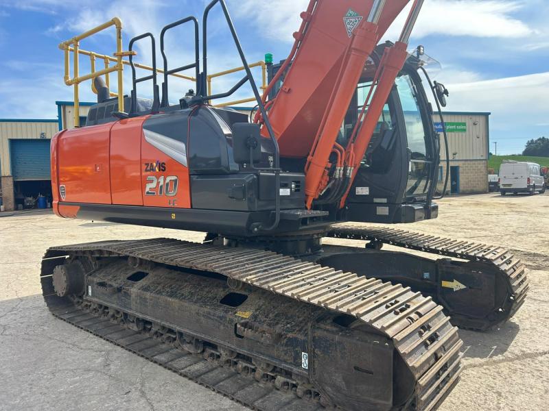 Hitachi ZX210 LC-7