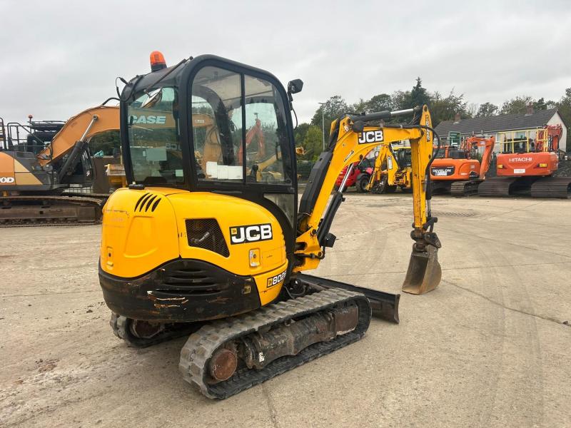 JCB 8026