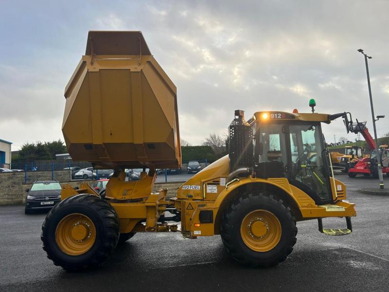 Hydrema 912G Multi Tip / Swivel Skip