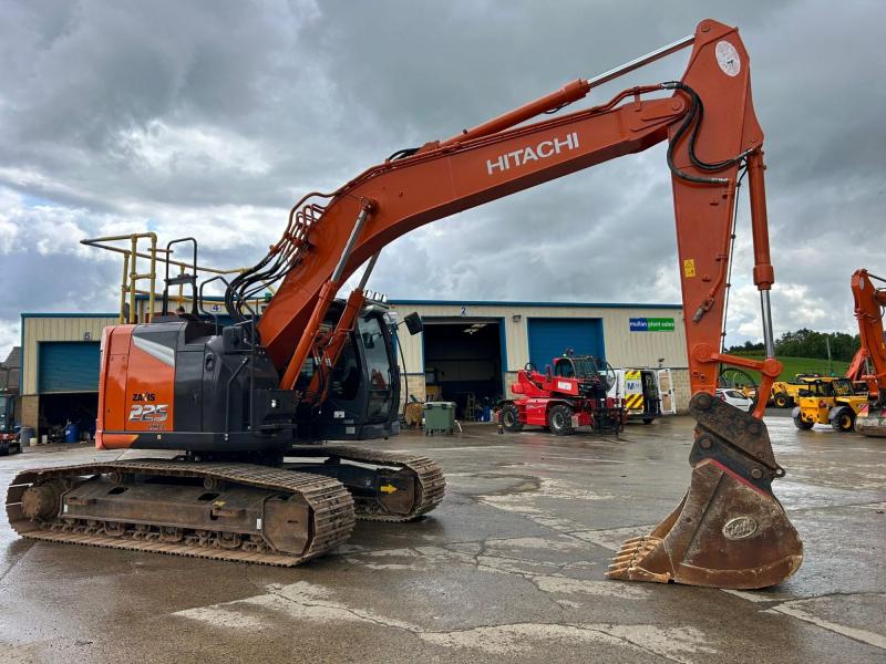 Hitachi ZX225 USLC-7