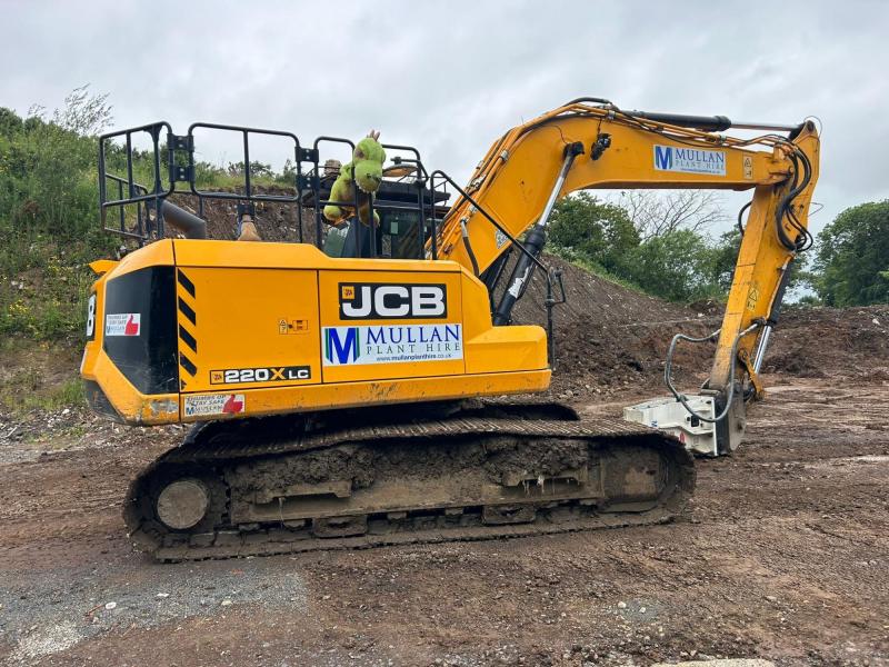 JCB 220X L