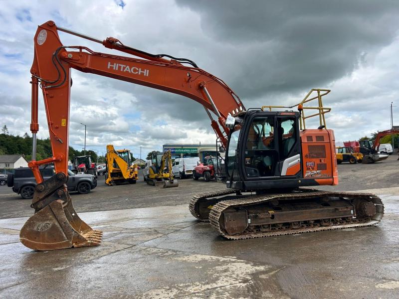 Hitachi ZX225 USLC-7