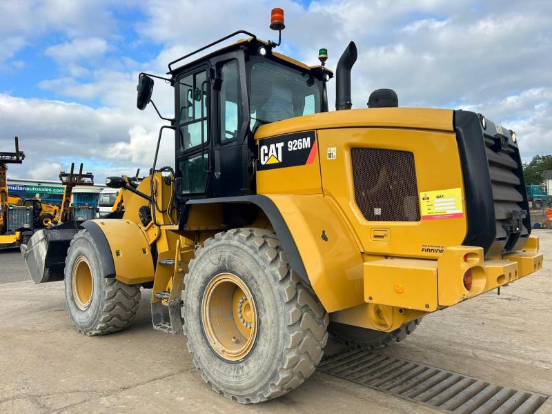 CAT 926M