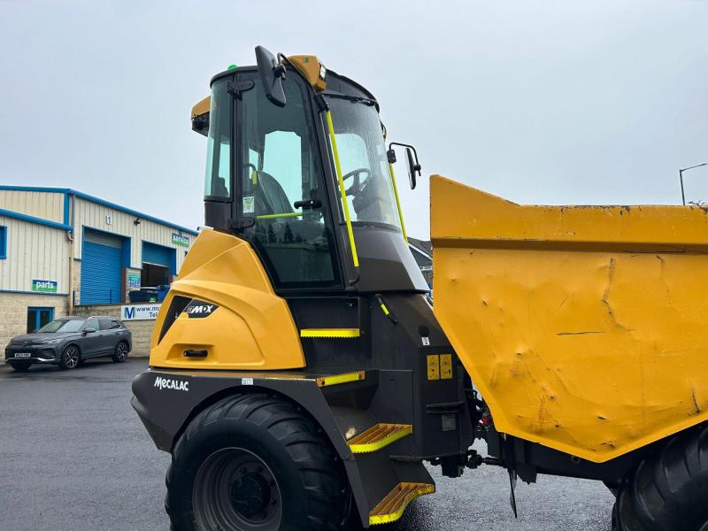 Mecalac 9 Tonne Cabbed