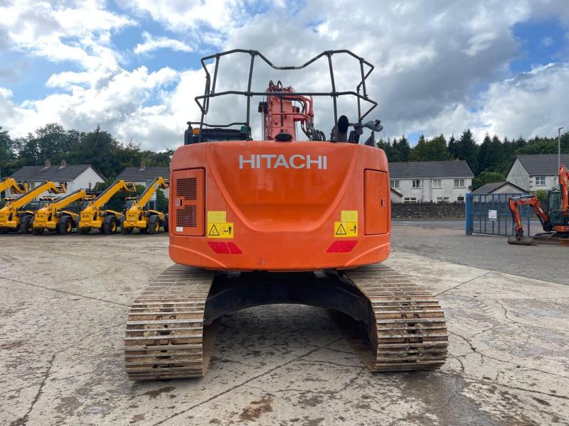 Hitachi ZX225 USLC-6