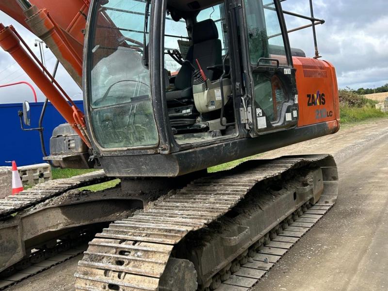 Hitachi ZX210 SALE AGREED