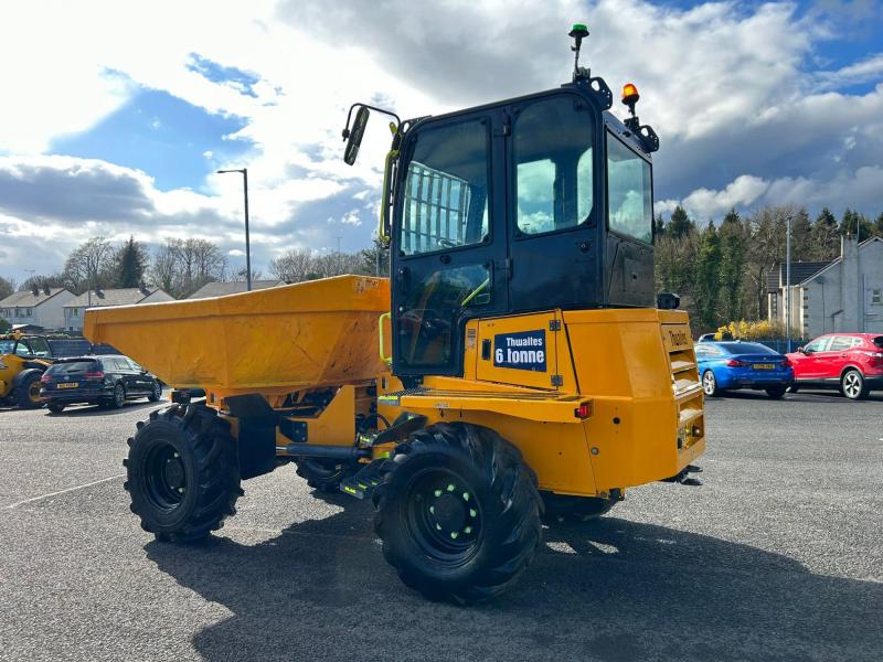 Thwaites 6 Tonne Swivel Cabbed