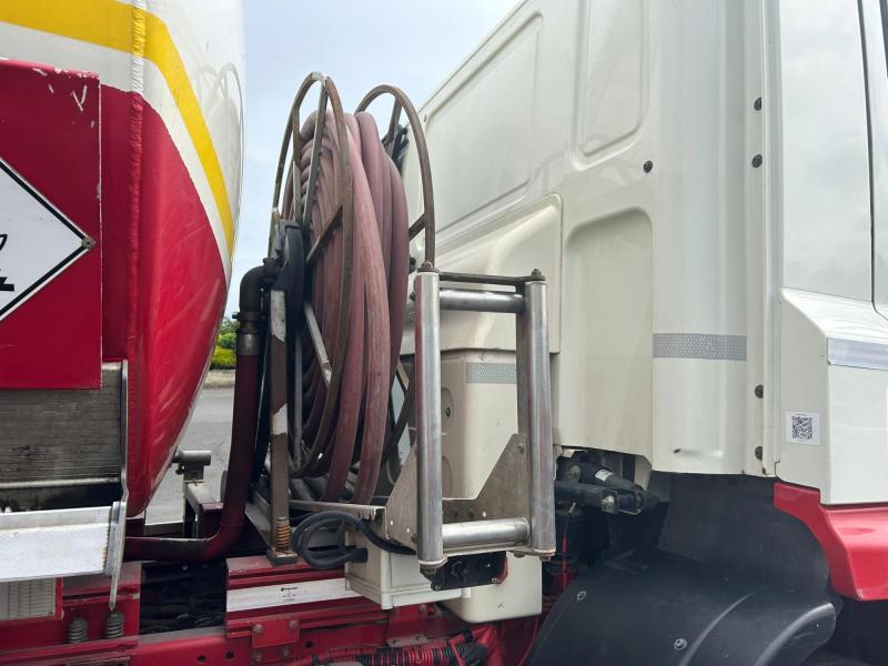 Daf CF330 Fuel Tanker