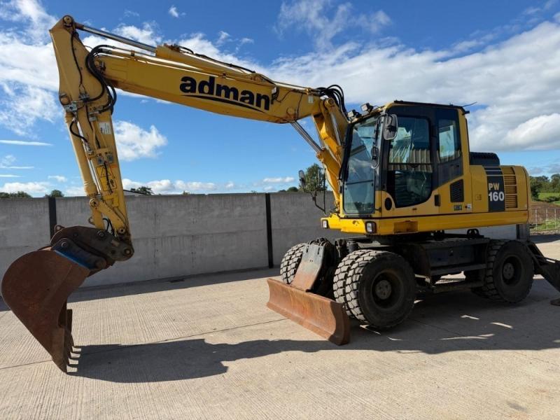 Komatsu PW160 3 Piece Boom