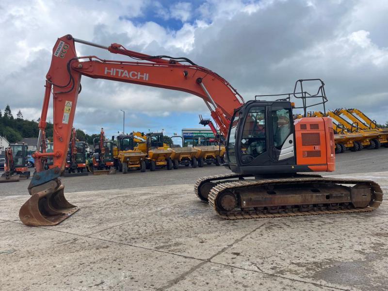Hitachi ZX225 USLC-6