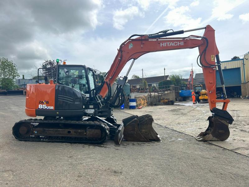 Hitachi ZX85 USBR-6
