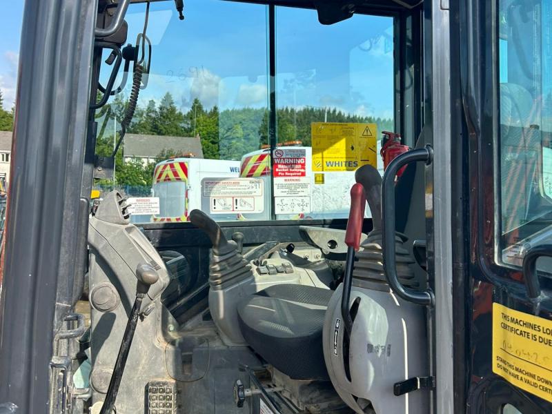 Hitachi ZX33U-6