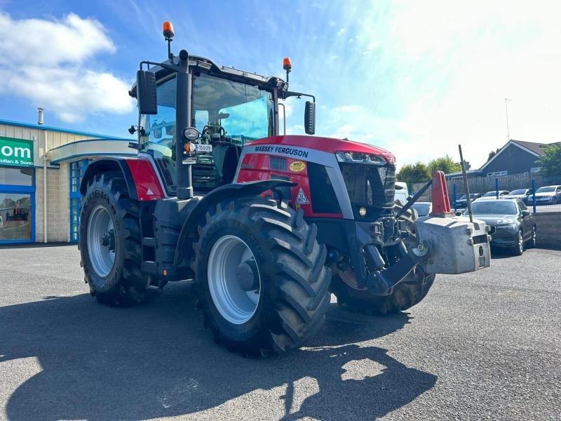 Massey Ferguson 8S.225