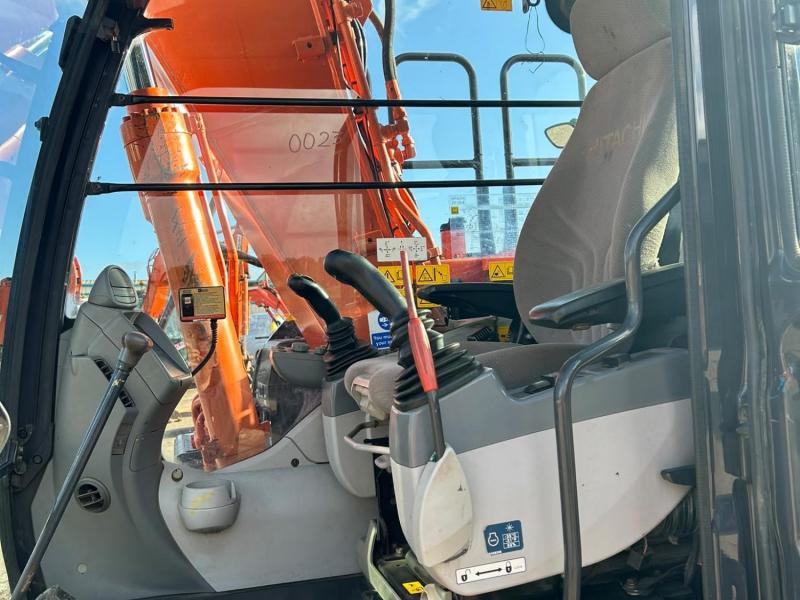 Hitachi ZX130 LCN-6