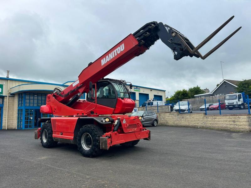 Manitou MRT2550 Roto c/w Basket