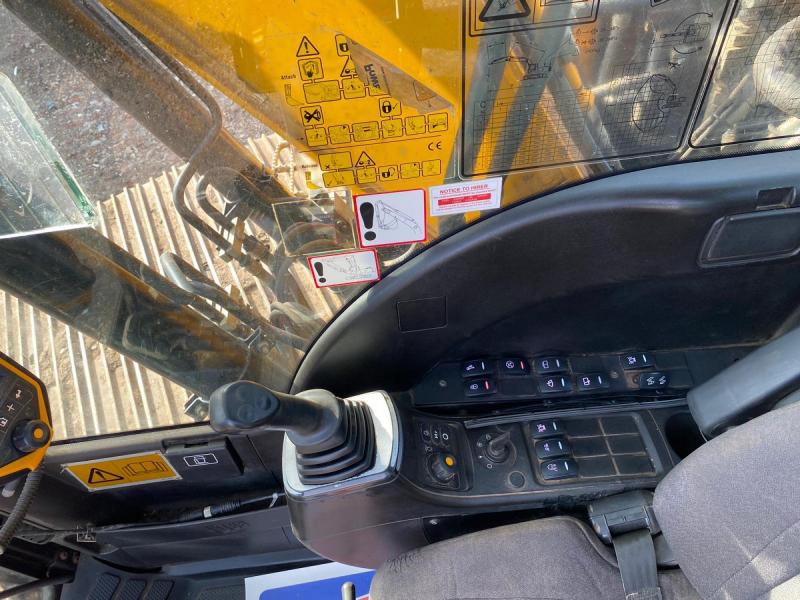 JCB JS130 LGP Bogmaster