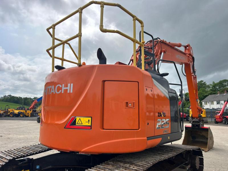 Hitachi ZX225 USLC-7