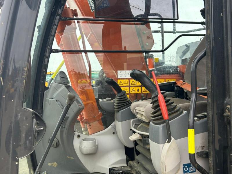 Hitachi ZX135 SALE AGREED